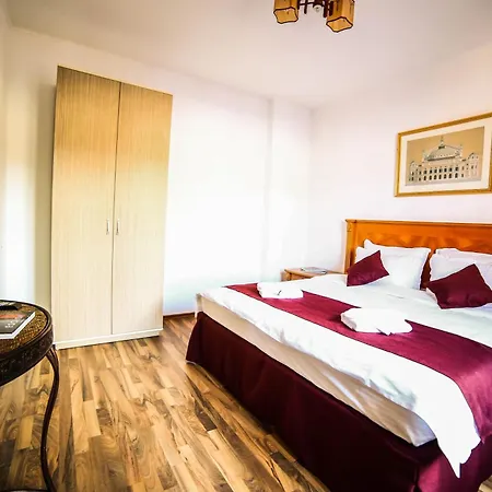 Konukevi Bliss - Parliament *