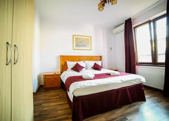 Bliss - Parliament Πανσιόν